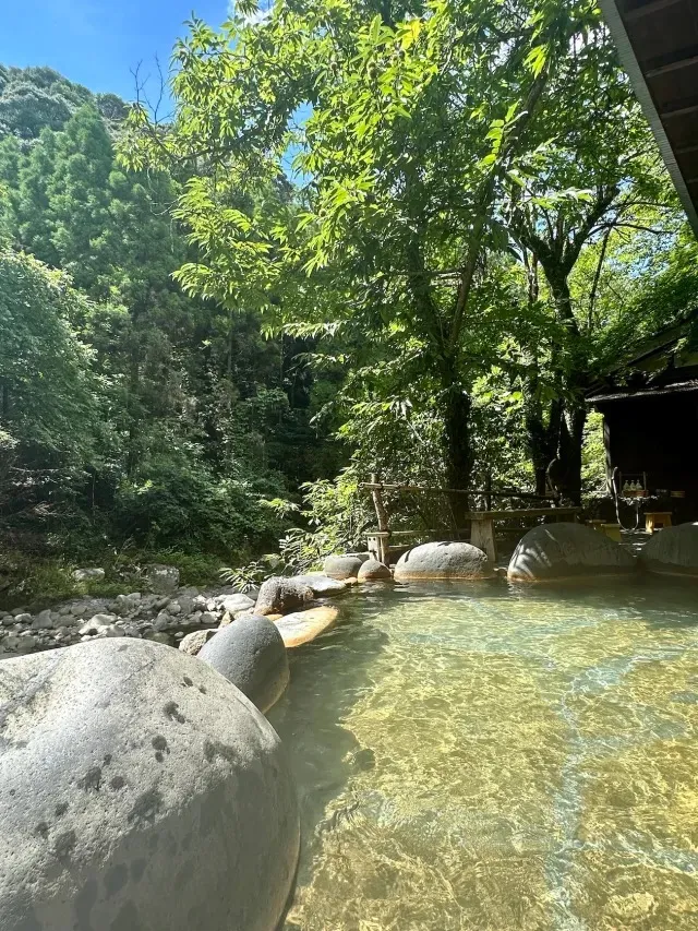 Kotohira-Onsen-Yume-Sansui-Hita-City-Oita-Prefecture-secret-hot-spring-best-Japan-hotel-inn-ryokan-outdoor-rotenburo-hidden-accommodation-8