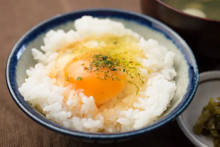tamago-kake-gohan-with-aonori-p14731139_M tamago-kake-gohan-with-aonori-p14731139_M