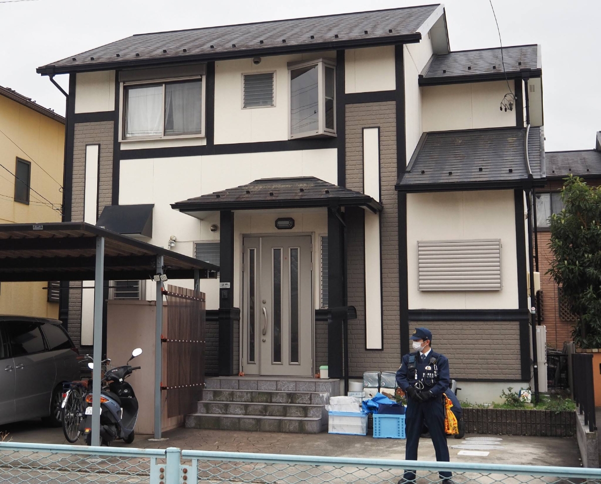 @N[[bg©çqZ¶ÌâÌª©Â©Á½]û^æe^ÒÌ©îPúßãA¤m§ê{s